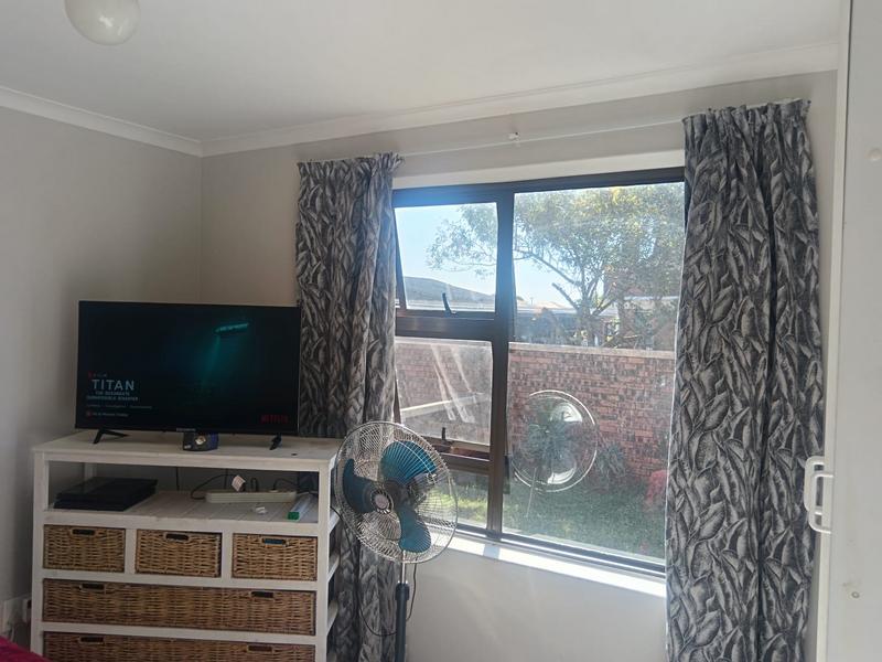 To Let 2 Bedroom Property for Rent in Windsor Park Western Cape